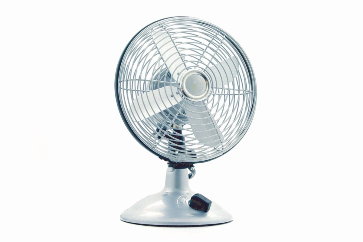 Ventilateur électrique pour rafraîchir un logement