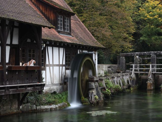 Choisir une pompe à chaleur air‑eau pour maison individuelle