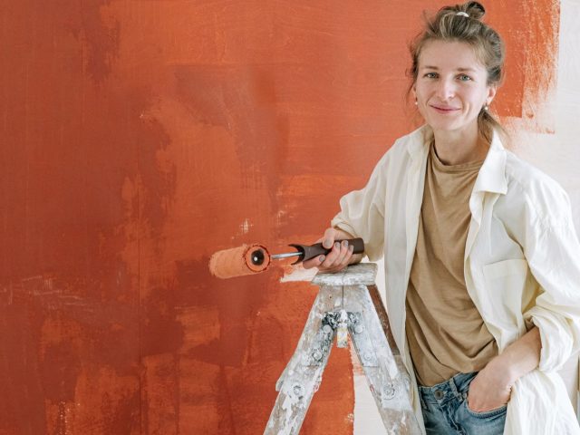 Peinture écologique vs peinture classique : comparatif intérieur