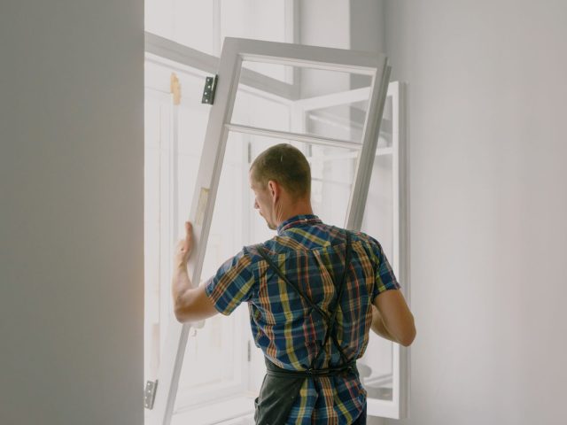 Comment évaluer l&rsquo;efficacité thermique de vos fenêtres avant l&rsquo;hiver
