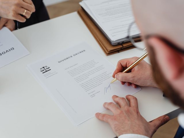 Les implications d&rsquo;une mise en demeure pour charges impayées