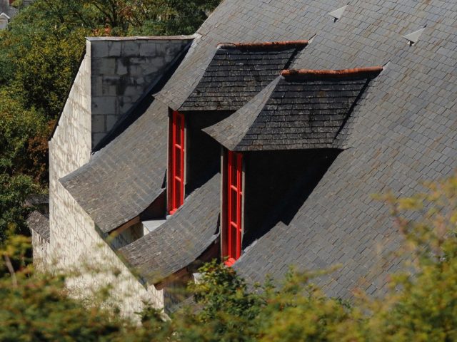 Toitures : matériaux, durées de vie et entretien conseillé