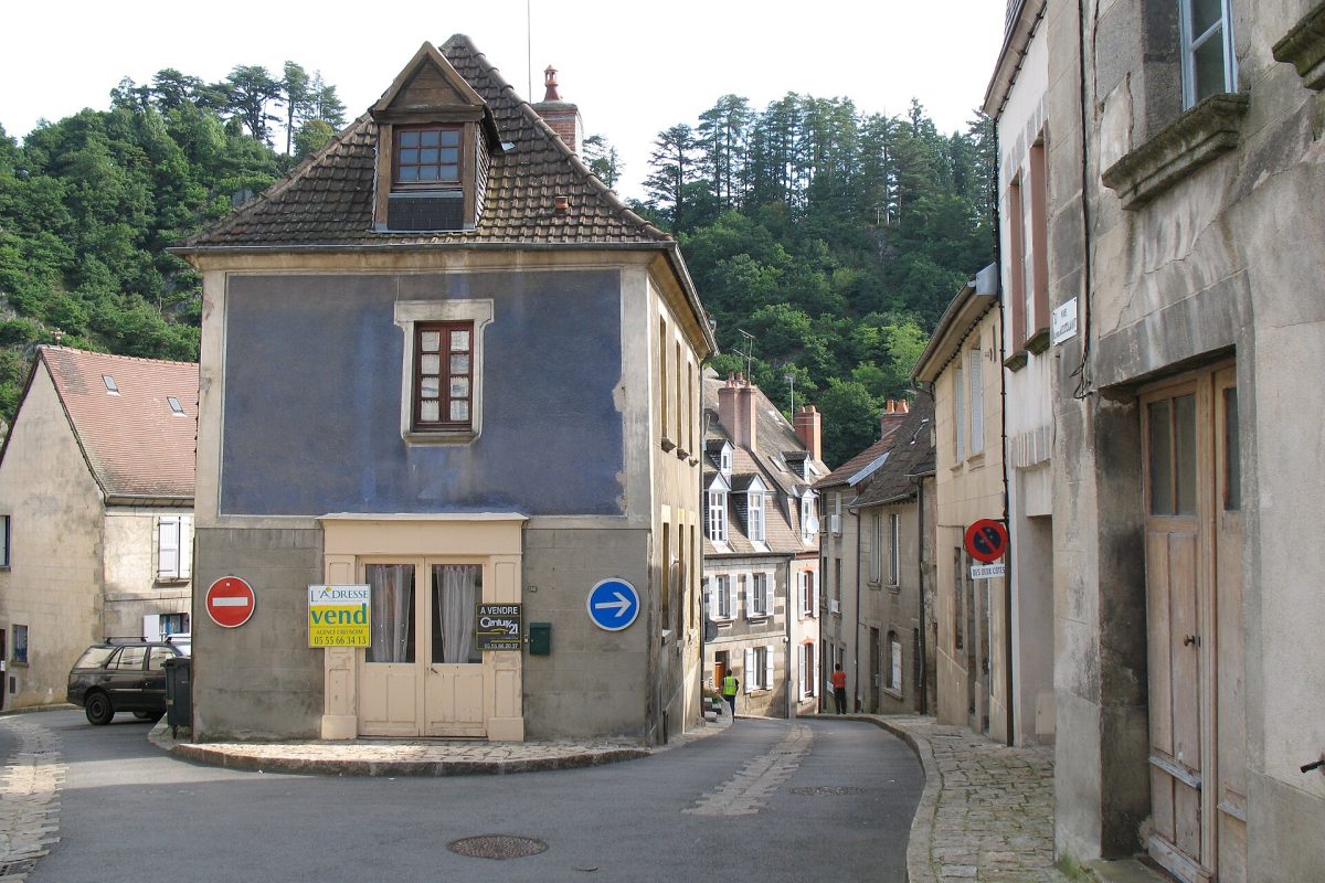 Acheter pour louer : trouver l'adresse d'une annonce immobilière avant la visite